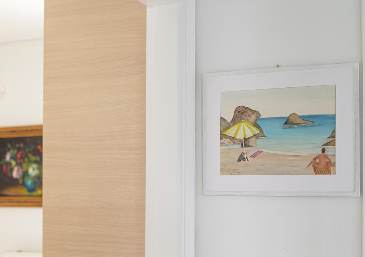 Elegant Apt 50Meters Close Acropolis Athens Exterior photo